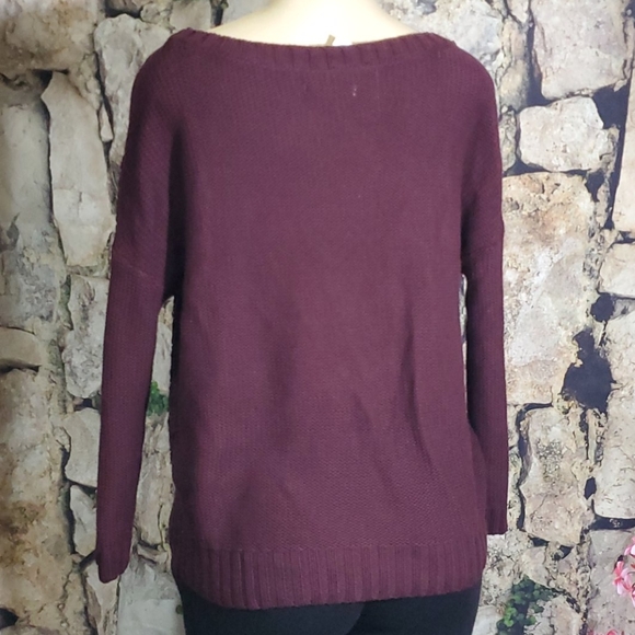 2 for 15 New American Eagle scoop neck sweater Size M - Picture 3 of 7